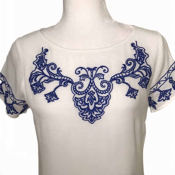 Lulu’s Embroidered Shift Women’s Mini Dress - XS - Picture 11 of 17